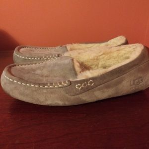 Ugg slippers mocassin